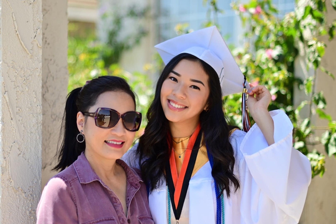2 con gái của NS Hồng Đào - Quang Minh: Tốt nghiệp đại học danh giá ở Mỹ, sống cực kín tiếng - Ảnh 7